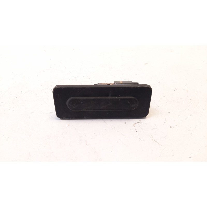 Recambio de maneta exterior porton para peugeot 208 1.6 blue-hdi fap referencia OEM IAM 9676028380 676028380 