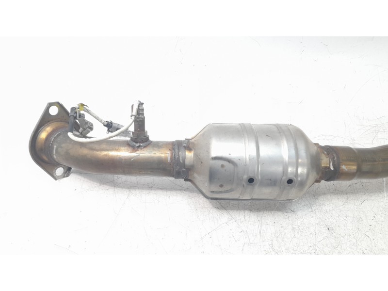 Recambio de catalizador para toyota corolla (e21) hybrid style referencia OEM IAM 174100TD30  