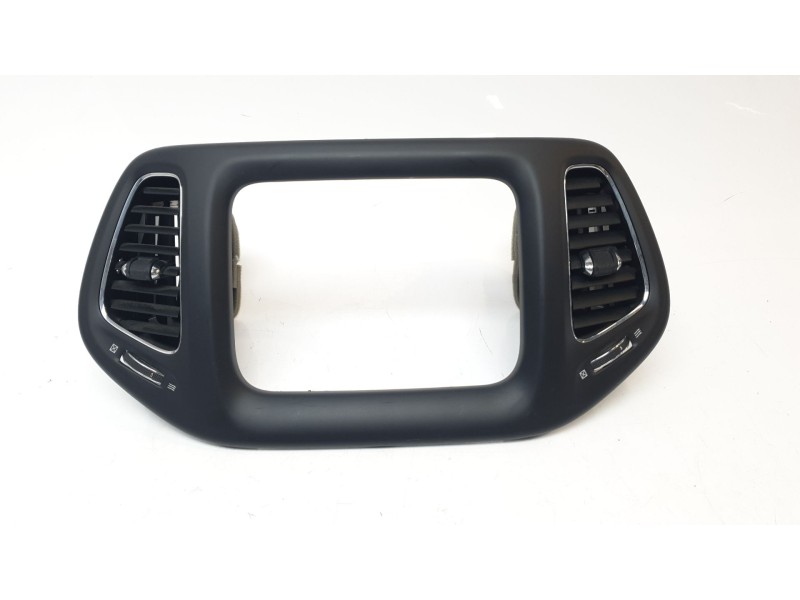 Recambio de aireador central para jeep compass ii 1.6 m-jet cat referencia OEM IAM 5UT62DX9AB  