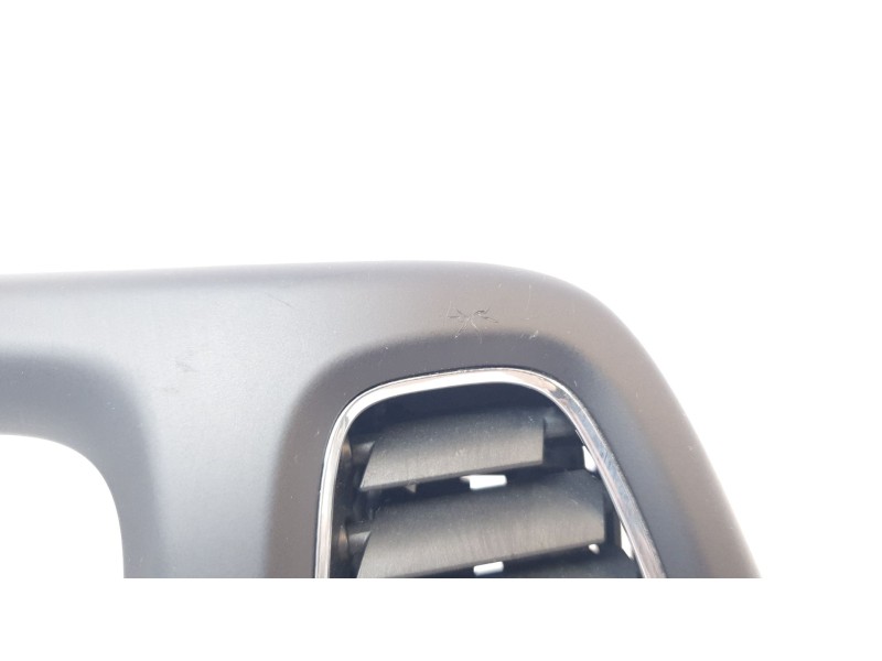 Recambio de aireador central para jeep compass ii 1.6 m-jet cat referencia OEM IAM 5UT62DX9AB  