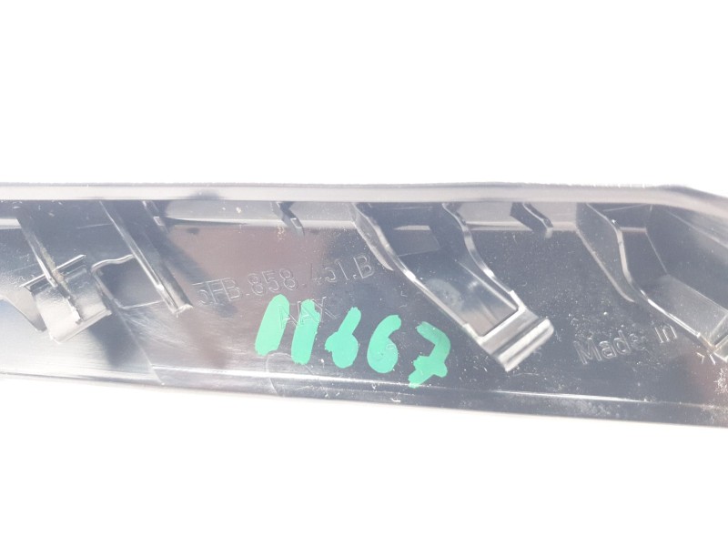 Recambio de moldura para seat leon (kl1) 1.5 16v tsi act referencia OEM IAM 5FB858451BGO6  