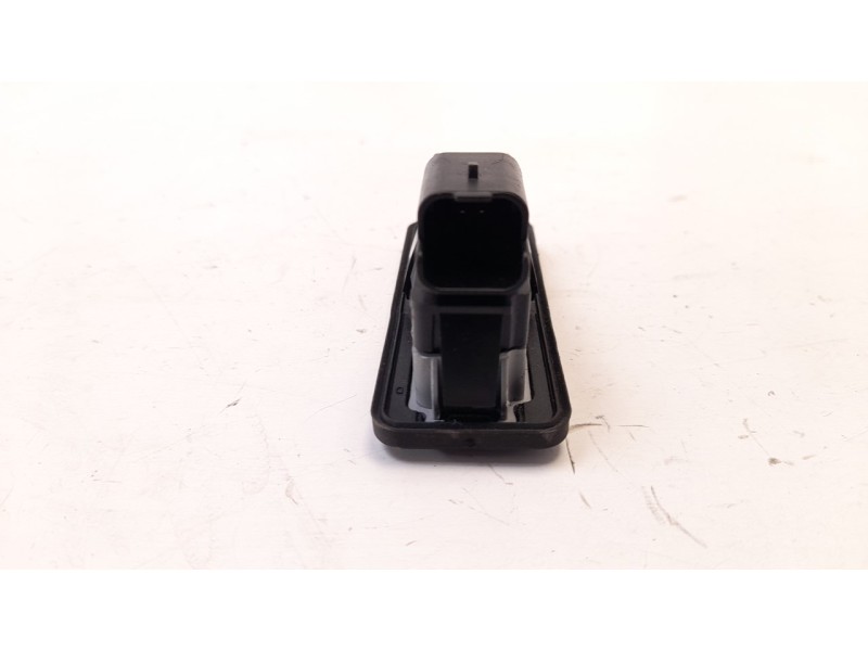 Recambio de maneta exterior porton para peugeot 208 1.6 blue-hdi fap referencia OEM IAM 9676028380 676028380 