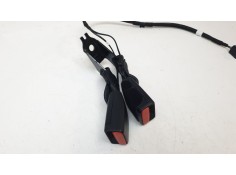 Recambio de enganche cinturon trasero central para citroën c4 berlina e-feel referencia OEM IAM 6780917ETB   2