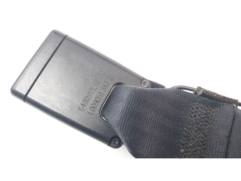 Recambio de enganche cinturon trasero central para citroën c4 berlina e-feel referencia OEM IAM 6780917ETB  