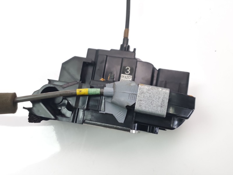 Recambio de cerradura puerta trasera derecha para nissan juke (f15) ultimate edition referencia OEM IAM 82500BA60B  