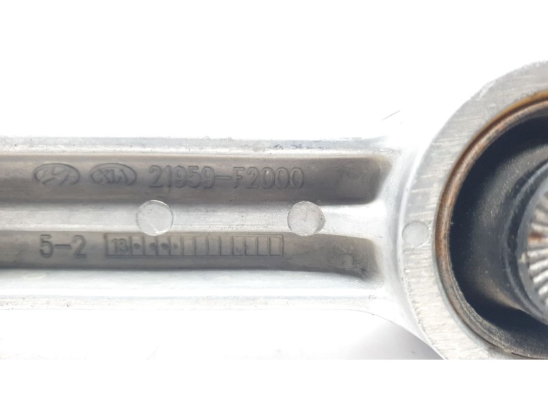 Recambio de soporte motor trasero para kia niro business referencia OEM IAM 21959F2000  