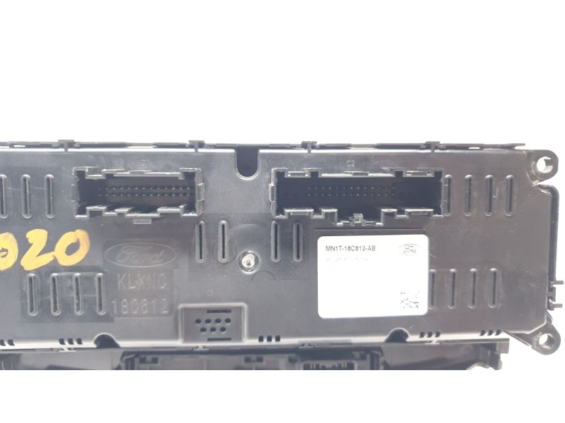 Recambio de mando climatizador para ford puma hybrid titanium design referencia OEM IAM MN1T18C612AB  
