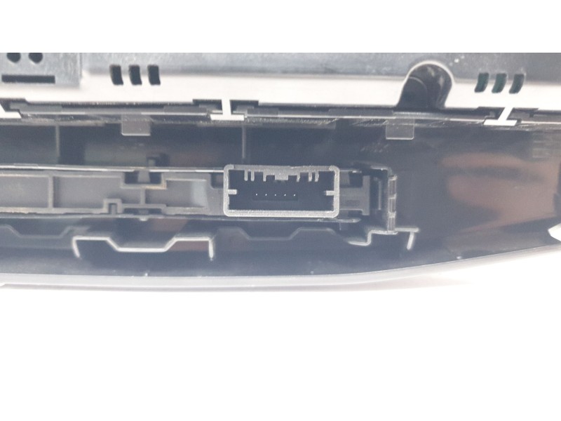 Recambio de mando climatizador para ford puma hybrid titanium design referencia OEM IAM MN1T18C612AB  