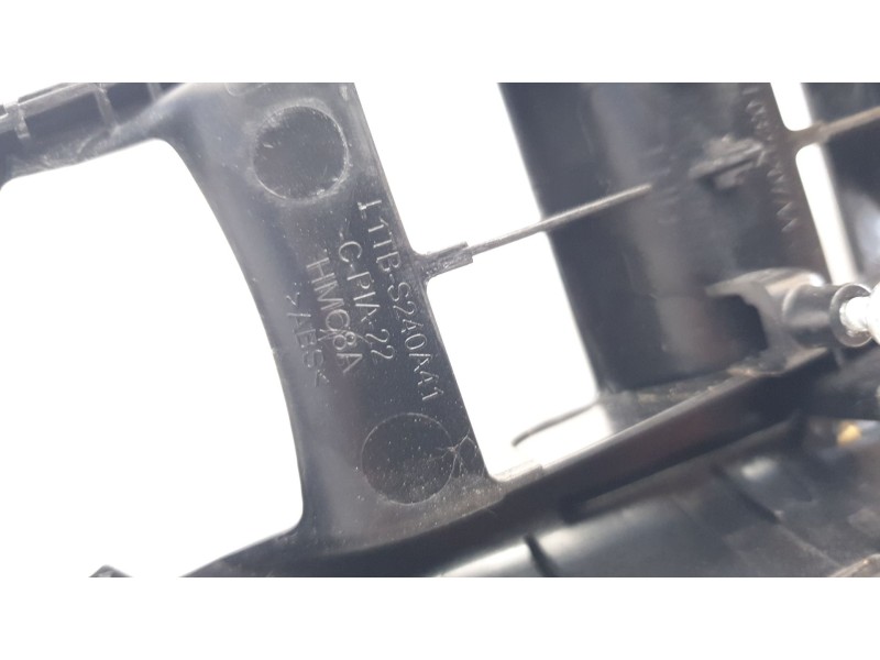 Recambio de moldura para ford puma hybrid titanium design referencia OEM IAM L1TBS240A41  