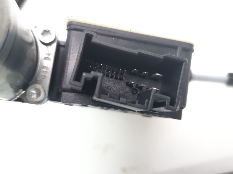 Recambio de elevalunas delantero derecho para seat arona fr referencia OEM IAM 6F9837462D  