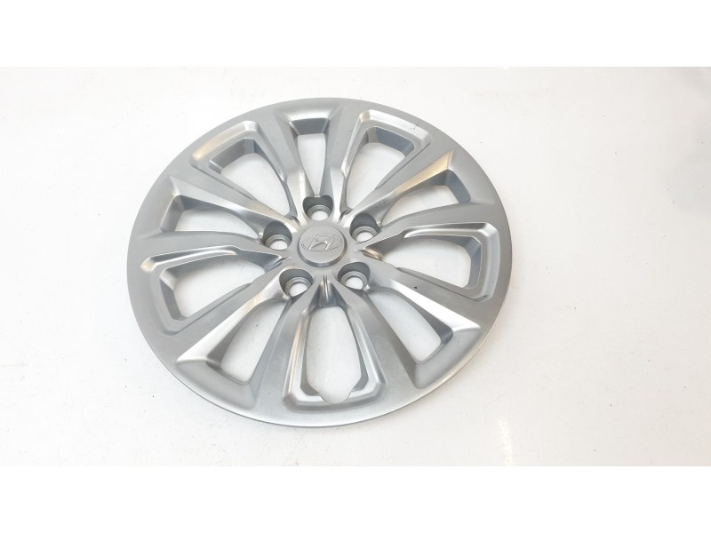 Recambio de tapacubos para hyundai kona pure referencia OEM IAM 52960J9000  