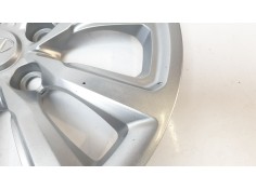 Recambio de tapacubos para hyundai kona pure referencia OEM IAM 52960J9000   2