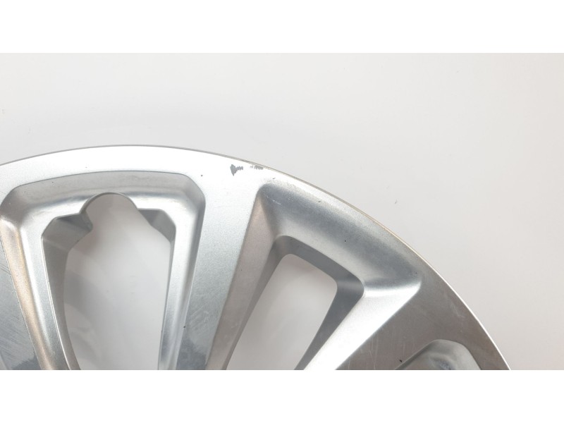 Recambio de tapacubos para hyundai kona pure referencia OEM IAM 52960J9000  