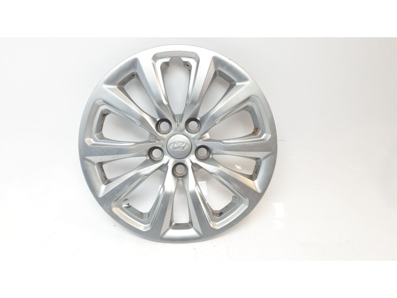 Recambio de tapacubos para hyundai kona pure referencia OEM IAM 52960J9000  