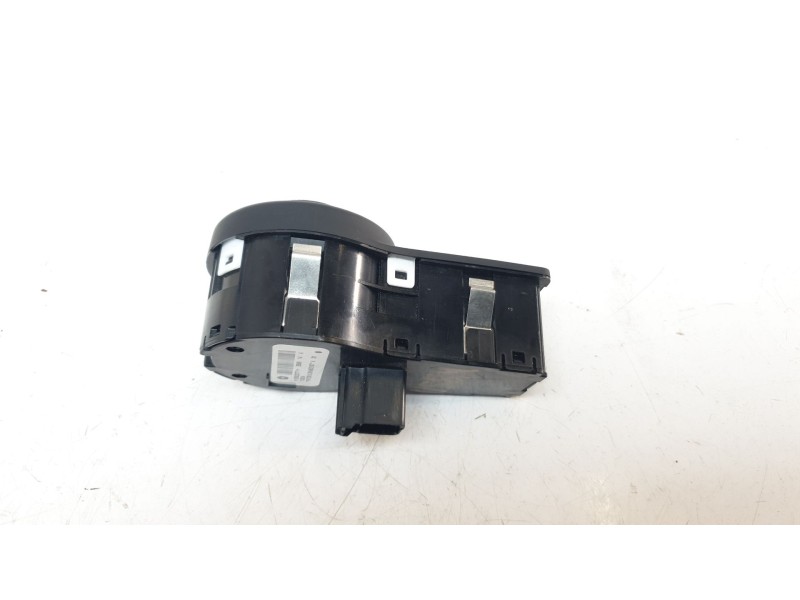 Recambio de mando luces para jeep compass ii 1.6 m-jet cat referencia OEM IAM P5YD51LXHAB2107  