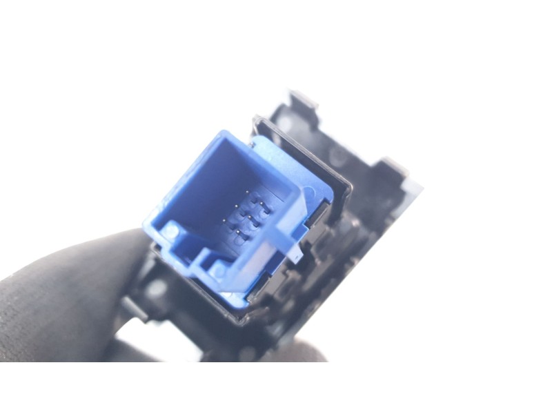 Recambio de warning para seat leon (kl1) 1.5 16v tsi act referencia OEM IAM 6F09532356PS  