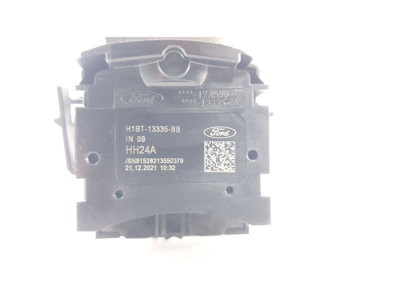Recambio de mando intermitentes para ford puma hybrid titanium design referencia OEM IAM H1BT13335BB  