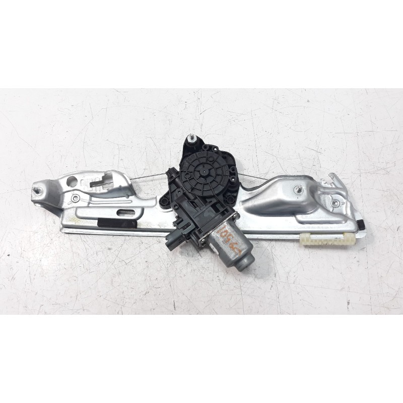 Recambio de elevalunas trasero derecho para renault megane iv berlina 5p 1.5 dci diesel fap energy referencia OEM IAM 827209091R