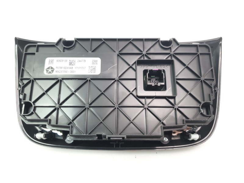 Recambio de mando climatizador para jeep compass ii longitude 4x2 referencia OEM IAM P6TM19DX9AB  