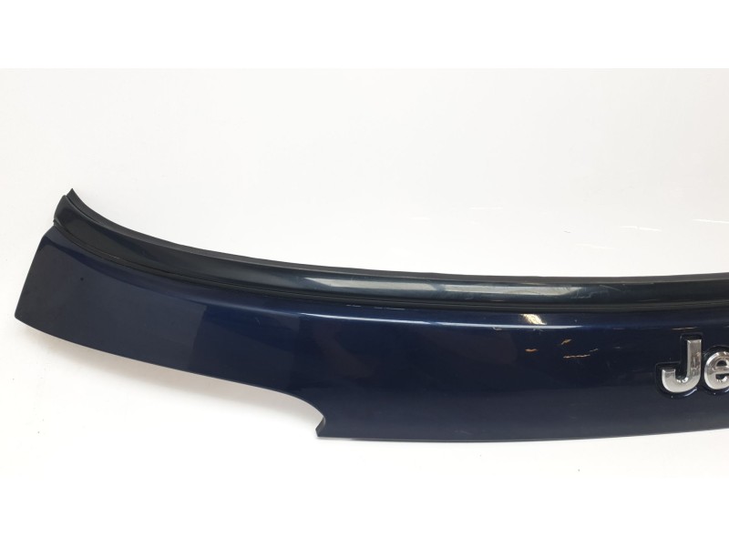 Recambio de molduras traseras para jeep compass ii 1.6 m-jet cat referencia OEM IAM 5UN43YBXAD  