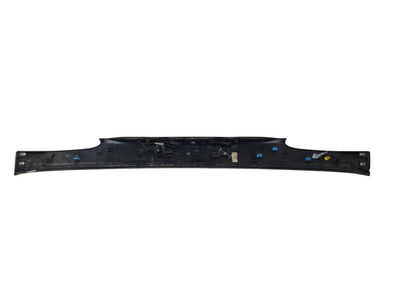 Recambio de molduras traseras para jeep compass ii 1.6 m-jet cat referencia OEM IAM 5UN43YBXAD  