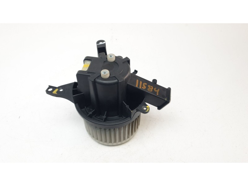 Recambio de ventilador calefaccion para jeep compass ii 1.6 m-jet cat referencia OEM IAM 68350343AA  