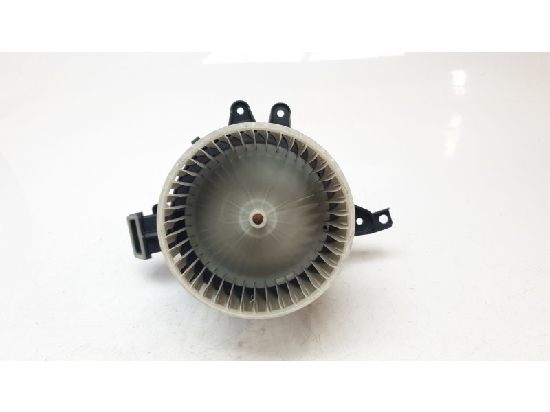 Recambio de ventilador calefaccion para jeep compass ii 1.6 m-jet cat referencia OEM IAM 68350343AA  