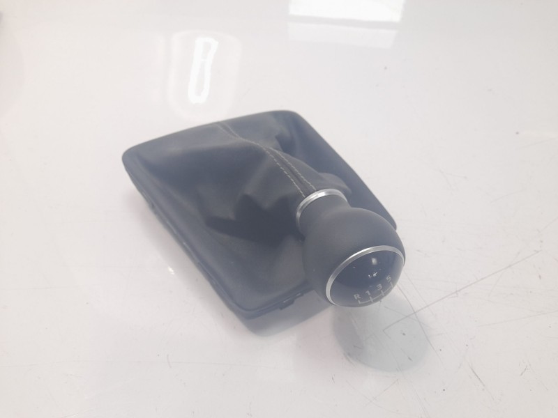 Recambio de pomo palanca cambio para seat leon (kl1) 1.5 16v tsi act referencia OEM IAM 5FB711113J  