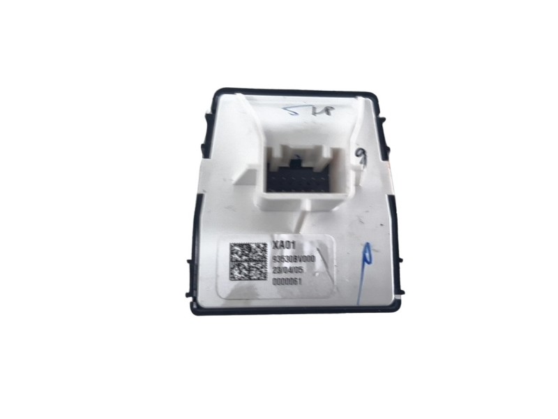 Recambio de mando retrovisor para hyundai i20 1.0 tgdi cat referencia OEM IAM 93530BV000  