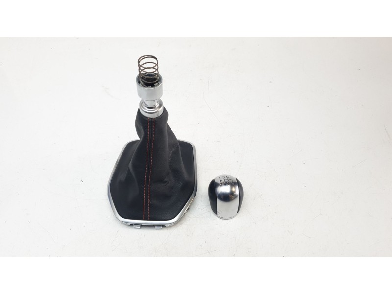Recambio de pomo palanca cambio para ford puma hybrid titanium design referencia OEM IAM 2124861  