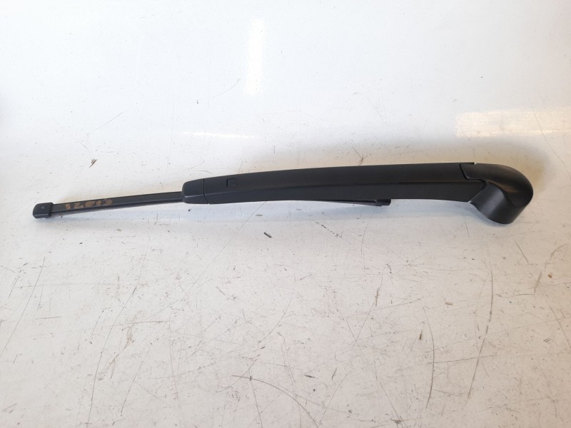Recambio de brazo limpia trasero para volkswagen polo vi (ae1) life referencia OEM IAM 2G0955707  