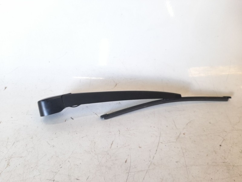 Recambio de brazo limpia trasero para volkswagen polo vi (ae1) life referencia OEM IAM 2G0955707  