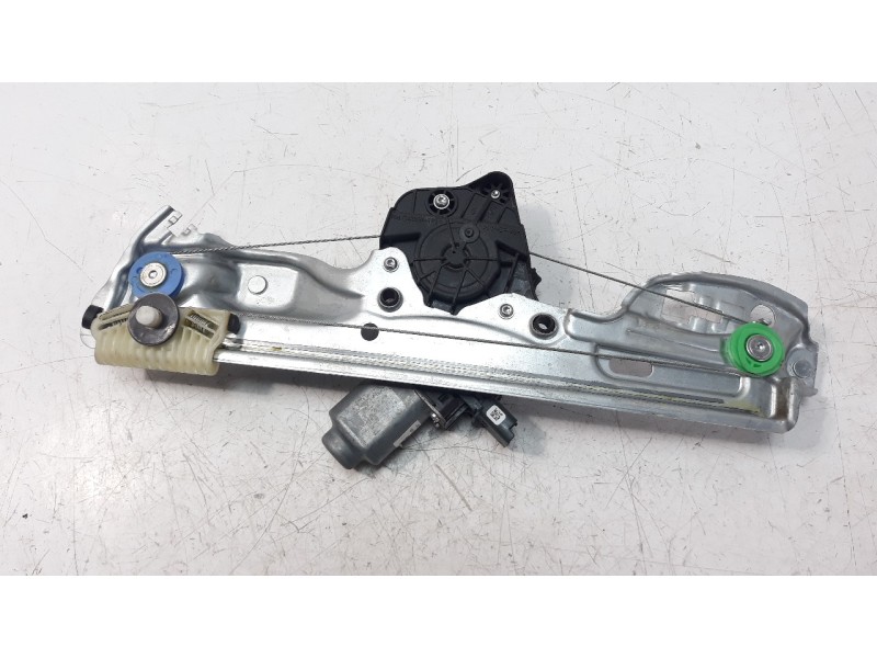 Recambio de elevalunas trasero derecho para renault megane iv berlina 5p 1.5 dci diesel fap energy referencia OEM IAM 827209091R