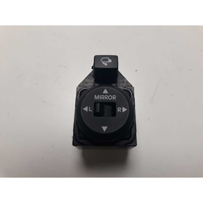 Recambio de mando retrovisor para kia sportage drive 2wd referencia OEM IAM   