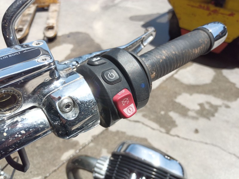Recambio de piña luces derecha para bmw r 18 r 18 classic (rh18) referencia OEM IAM   