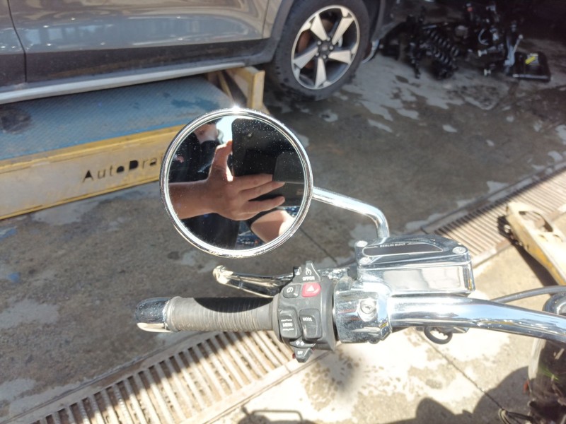 Recambio de retrovisor izquierdo para bmw r 18 r 18 classic (rh18) referencia OEM IAM   