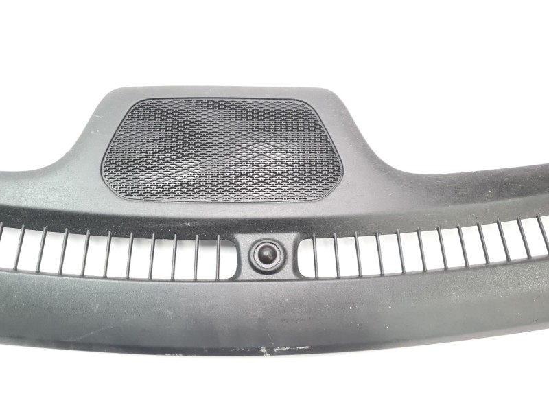 Recambio de moldura para jeep compass ii longitude 4x2 referencia OEM IAM 5UT44DX9AA  
