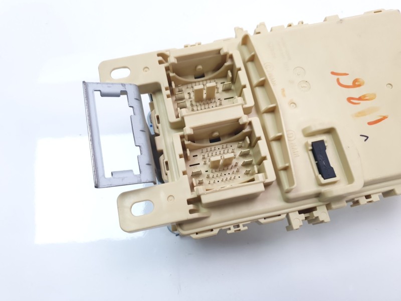 Recambio de caja reles / fusibles para kia stonic (ybcuv) drive referencia OEM IAM 91955H8570  