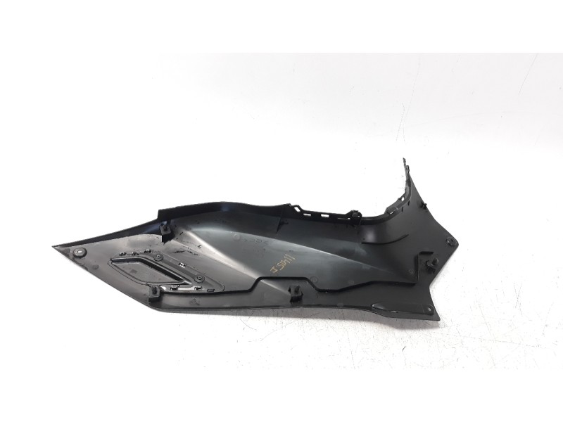 Recambio de moldura para yamaha tricity 300 referencia OEM IAM BX9F17110000  