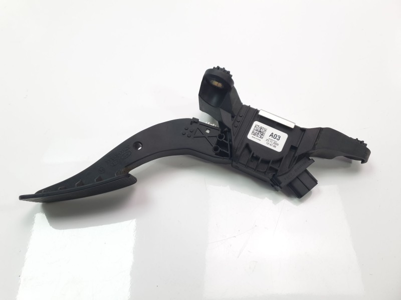 Recambio de potenciometro pedal para hyundai kona referencia OEM IAM CN06855833  