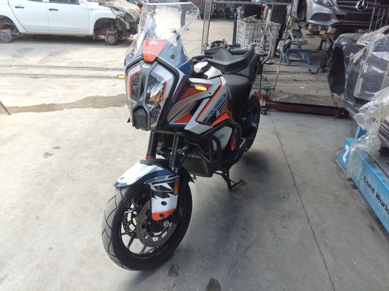Recambio de amortiguador delantero izquierdo para ktm super adventure 1290 super adventure s referencia OEM IAM   