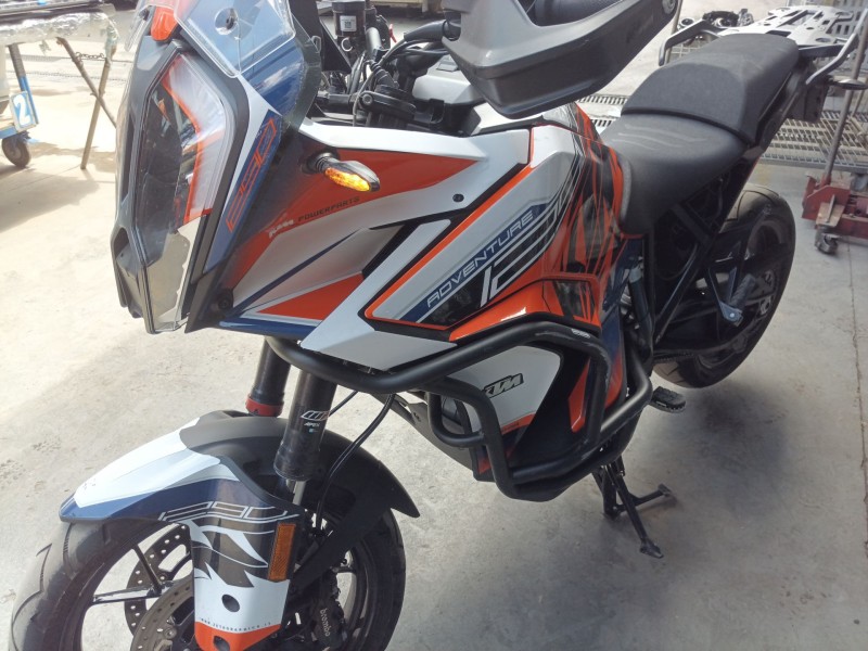 Recambio de carenado delantero izquierdo para ktm super adventure 1290 super adventure s referencia OEM IAM   