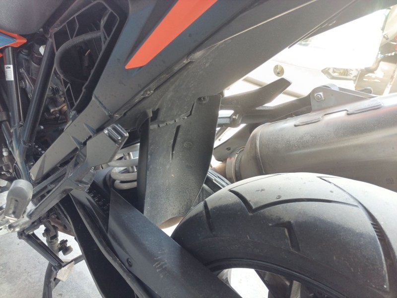 Recambio de guardabarros trasero para ktm super adventure 1290 super adventure s referencia OEM IAM   