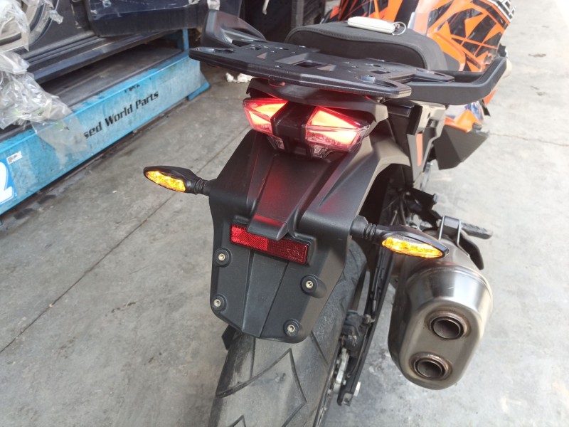 Recambio de portamatriculas para ktm super adventure 1290 super adventure s referencia OEM IAM   