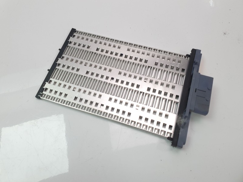 Recambio de resistencia calefaccion para hyundai kona referencia OEM IAM H309330410  