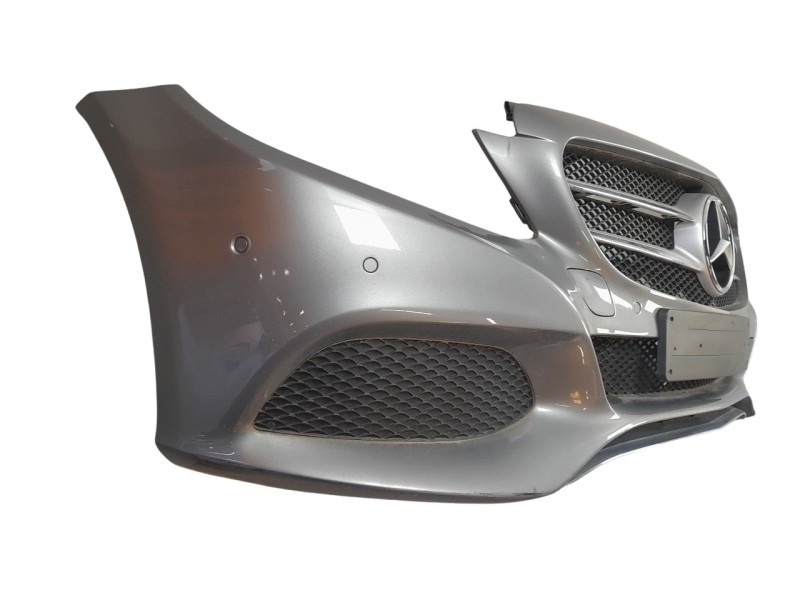 Recambio de paragolpes delantero para mercedes-benz clase c (w205) familiar 2.1 cdi cat referencia OEM IAM A2058802800  