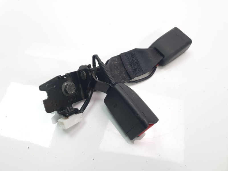 Recambio de enganche cinturon trasero derecho para hyundai kona referencia OEM IAM LY20ZA  