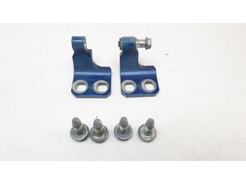 Recambio de bisagra puerta delantera derecha para maserati ghibli iii (m157) 3.0 referencia OEM IAM 675000161  