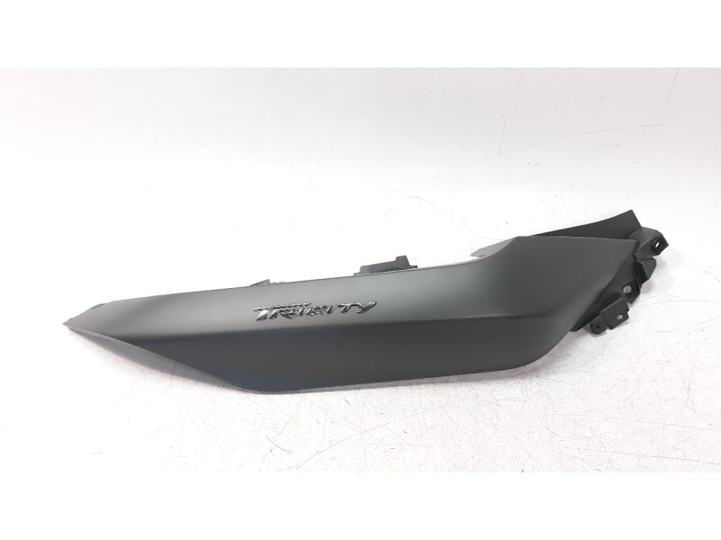 Recambio de moldura para yamaha tricity 300 referencia OEM IAM BX9F173100P0  