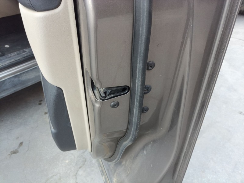 Recambio de cerradura puerta delantera derecha para land rover discovery sport (l550) 2.0 d 4x4 referencia OEM IAM   